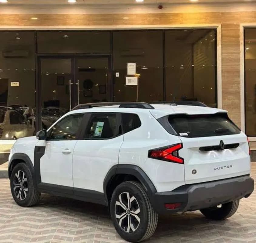 Renault Duster 2027 H3 White Automatic — New
