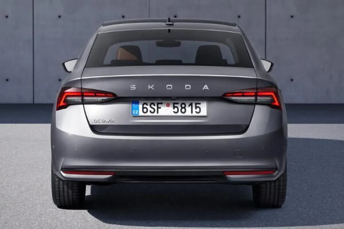 Skoda Octavia A8 2026 Loft Gray Automatic — New