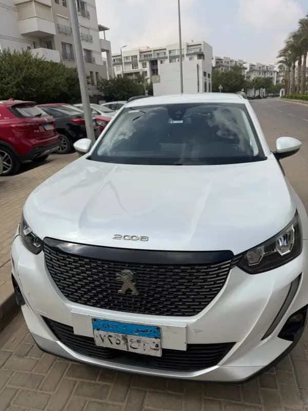 Peugeot 2008 2021 Alluer White Automatic — Used