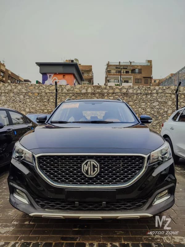 MG ZS 2027 Luxury Black Automatic — New