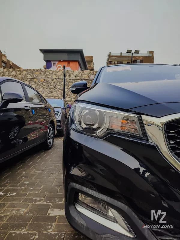 MG ZS 2027 Luxury Black Automatic — New