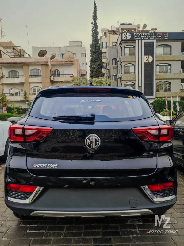 MG ZS 2027 Luxury Black Automatic — New
