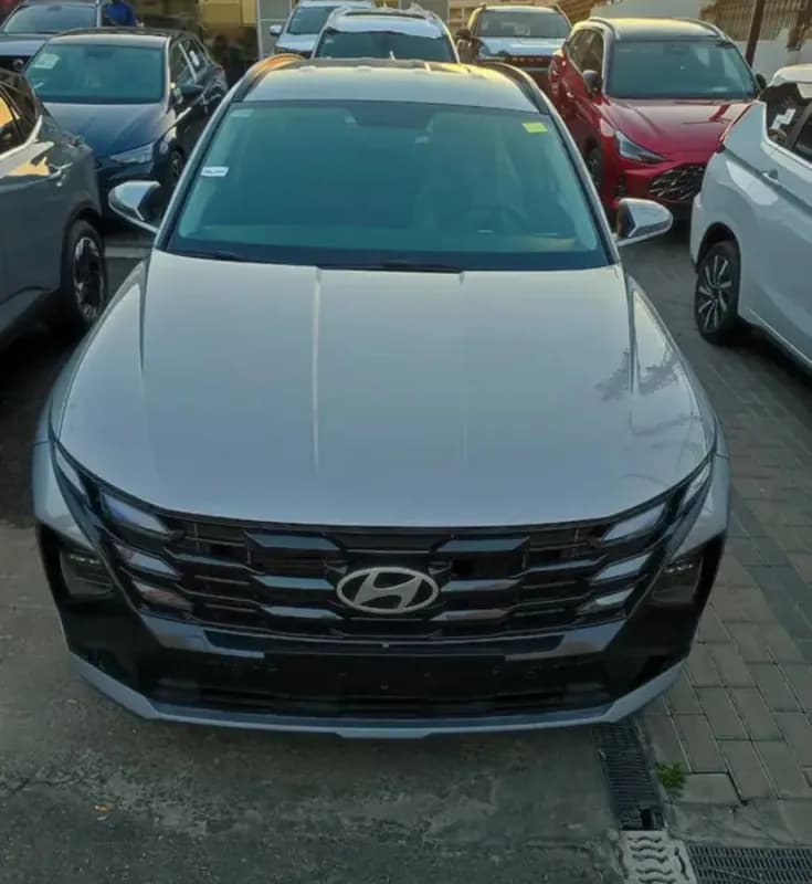 Hyundai Tucson 2027 Blaze Silver Automatic — New