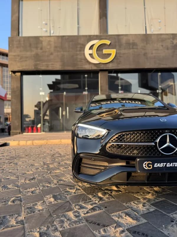 مرسيدس بنز C200 2026 بريميوم بلس أسود أوتوماتيك — جديدة