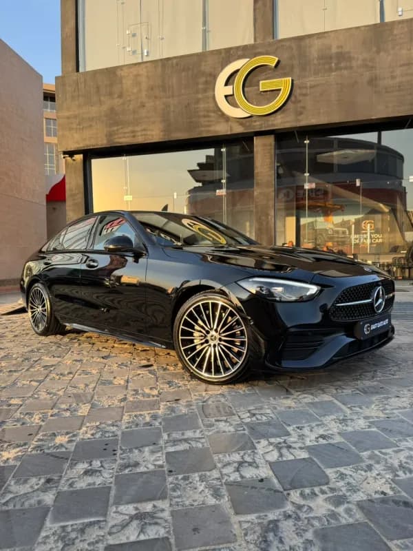 مرسيدس بنز C200 2026 بريميوم بلس أسود أوتوماتيك — جديدة