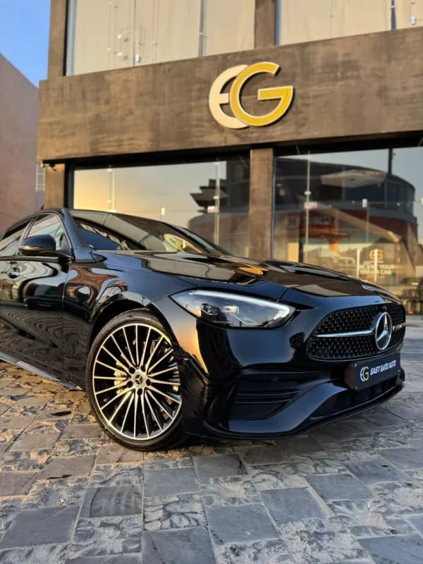 مرسيدس بنز C200 2026 بريميوم بلس أسود أوتوماتيك — جديدة