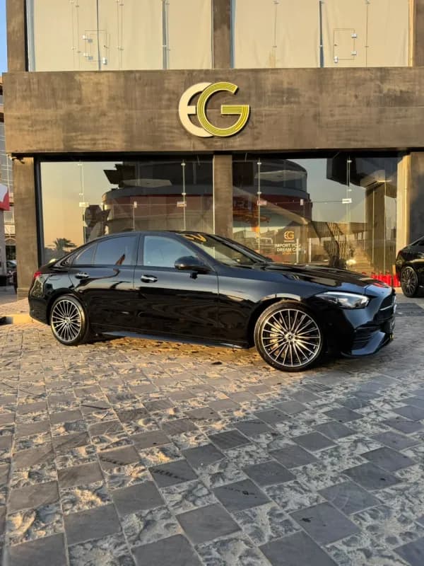 مرسيدس بنز C200 2026 بريميوم بلس أسود أوتوماتيك — جديدة