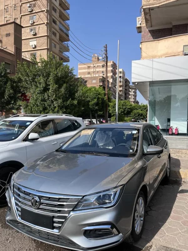 ام جي 5 2027 كومفورت فضي أوتوماتيك — جديدة