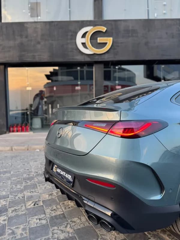 مرسيدس بنز GLC 43 2026 اي ام جي كوبيه أخضر أوتوماتيك — جديدة