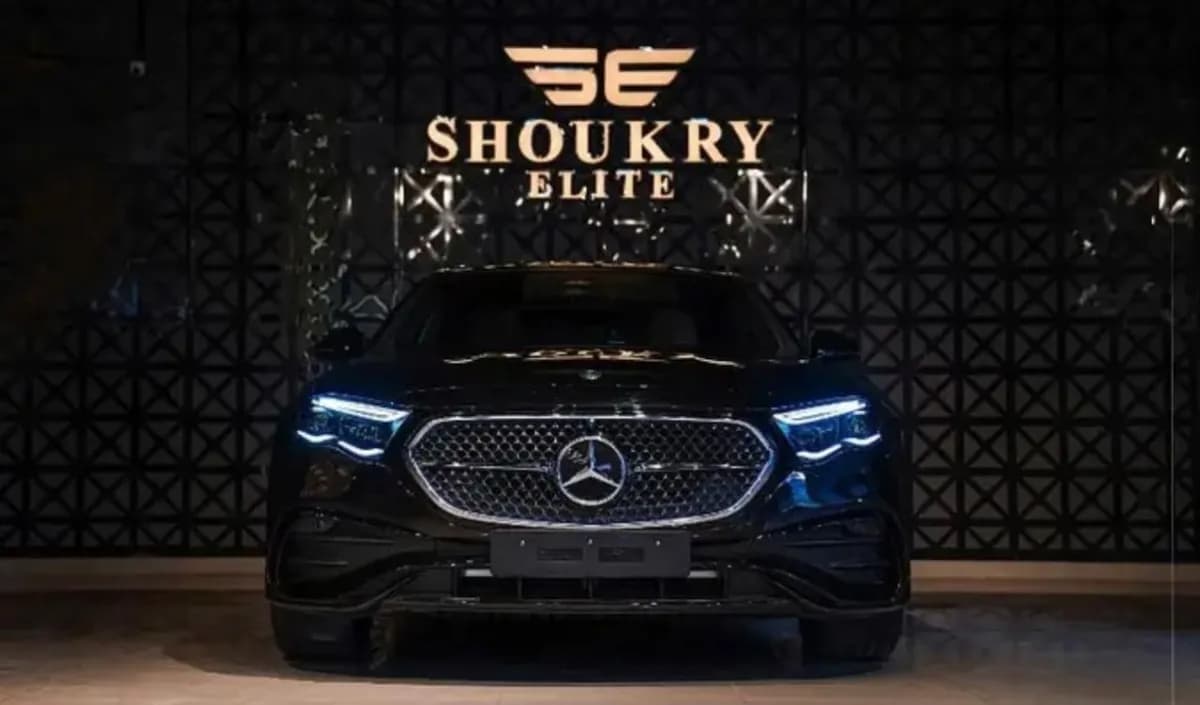 مرسيدس بنز E200 2026 ايه ام جي أسود أوتوماتيك — جديدة