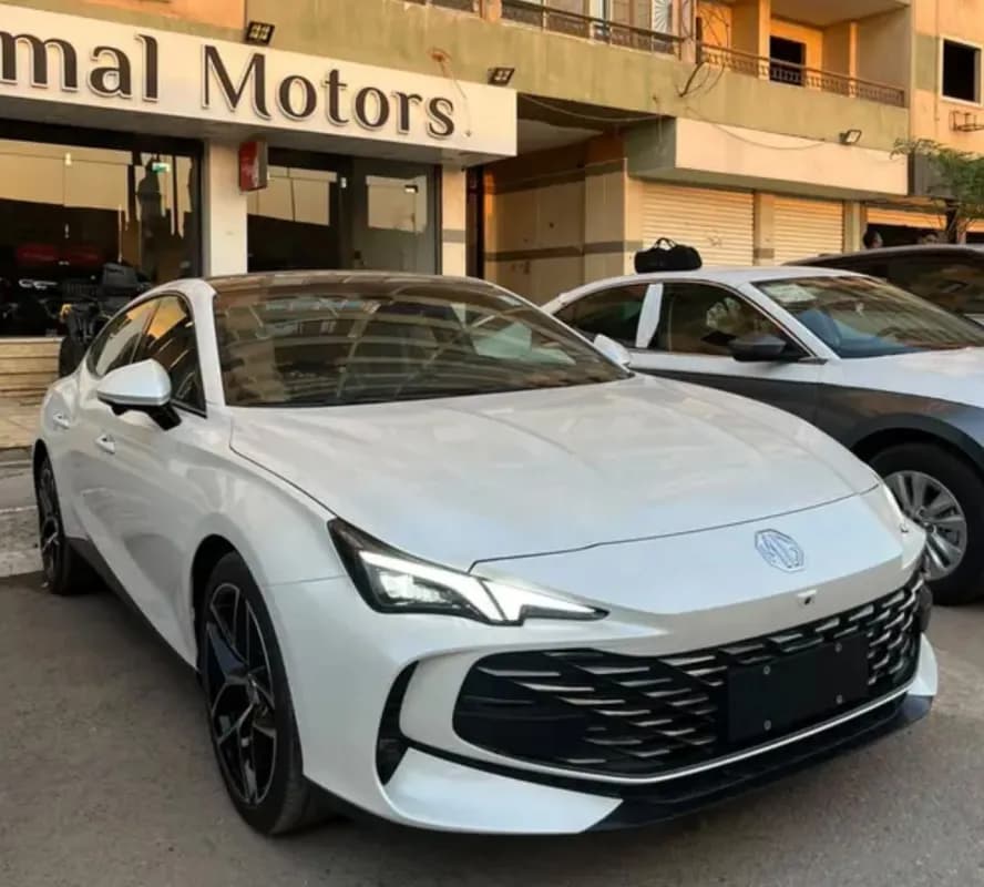 ام جي 7 2027 لاكشري أبيض أوتوماتيك — جديدة