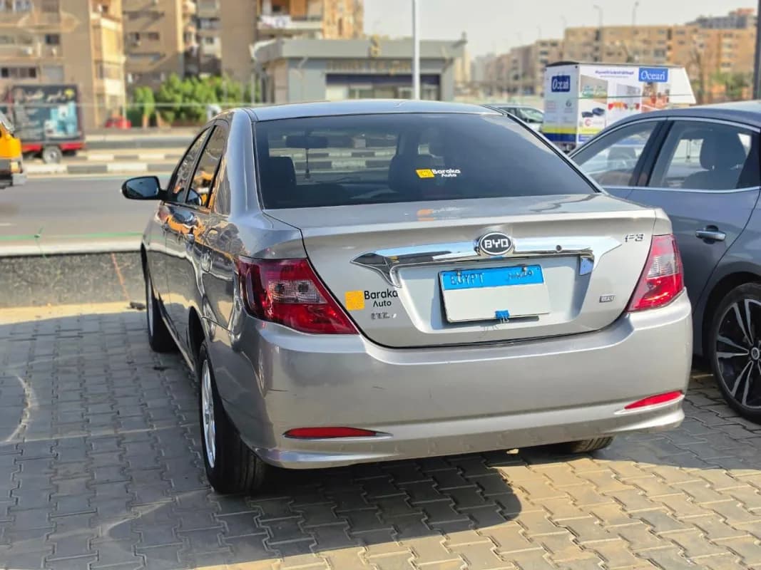 بي واي دي F3 2024 اوتوماتيك فضي أوتوماتيك — مستعملة