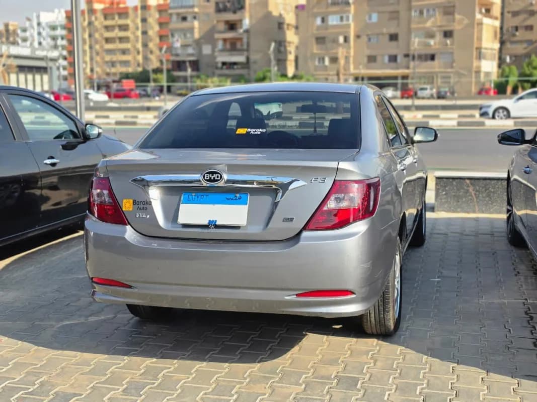 بي واي دي F3 2024 اوتوماتيك فضي أوتوماتيك — مستعملة