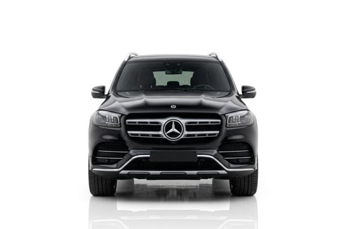 مرسيدس بنز GLS 580 2023 4 ماتيك أسود أوتوماتيك — مستعملة - 1