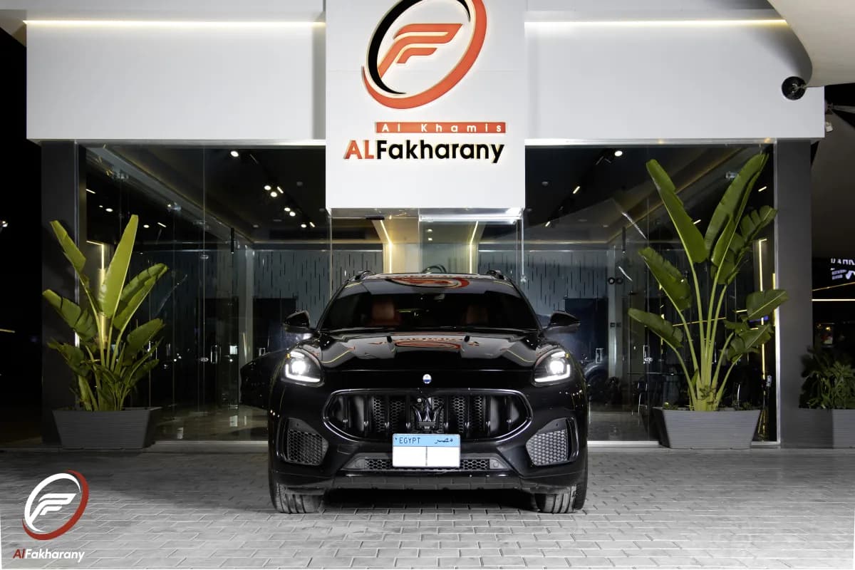 مازيراتي جريكالي 2023 مودينا أسود أوتوماتيك — مستعملة