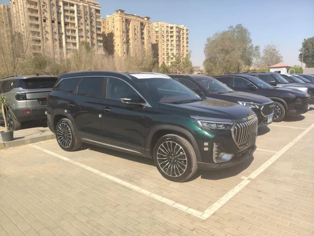 جيتور اكس 90 بلس 2027 لاكشري أخضر ناقل حركة مزدوج القابض — جديدة