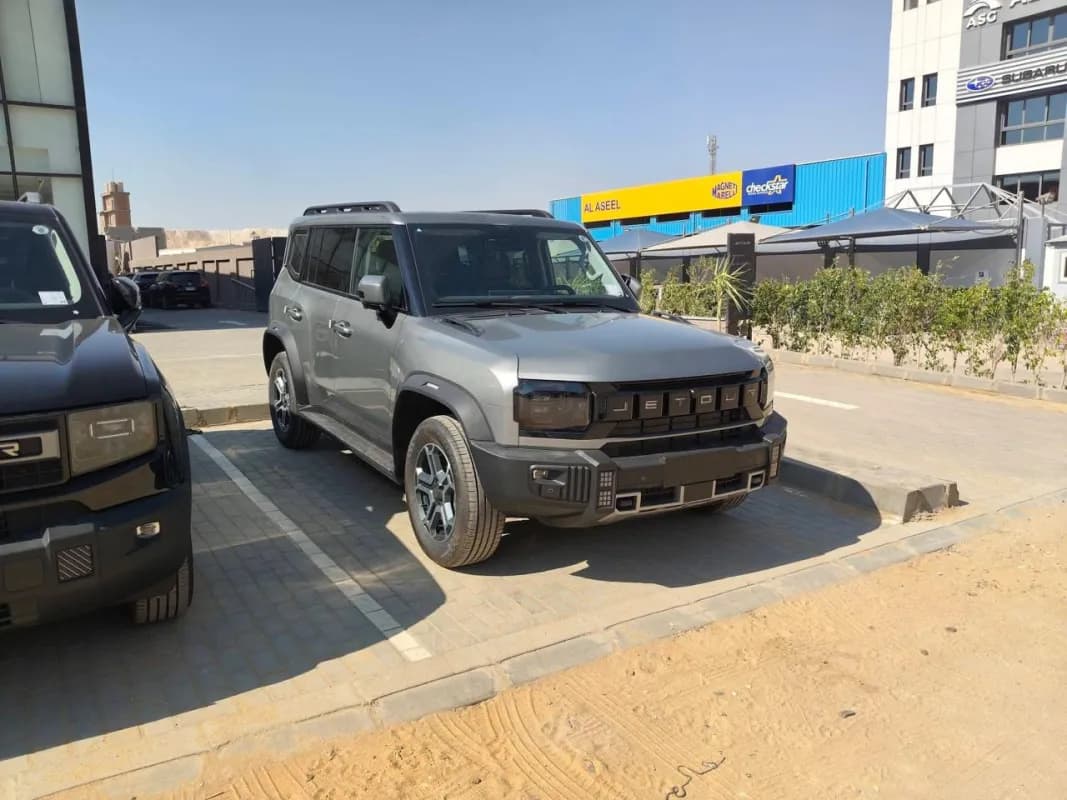 جيتور تي 2 2027 متّ كَلور رمادي ناقل حركة مزدوج القابض — جديدة