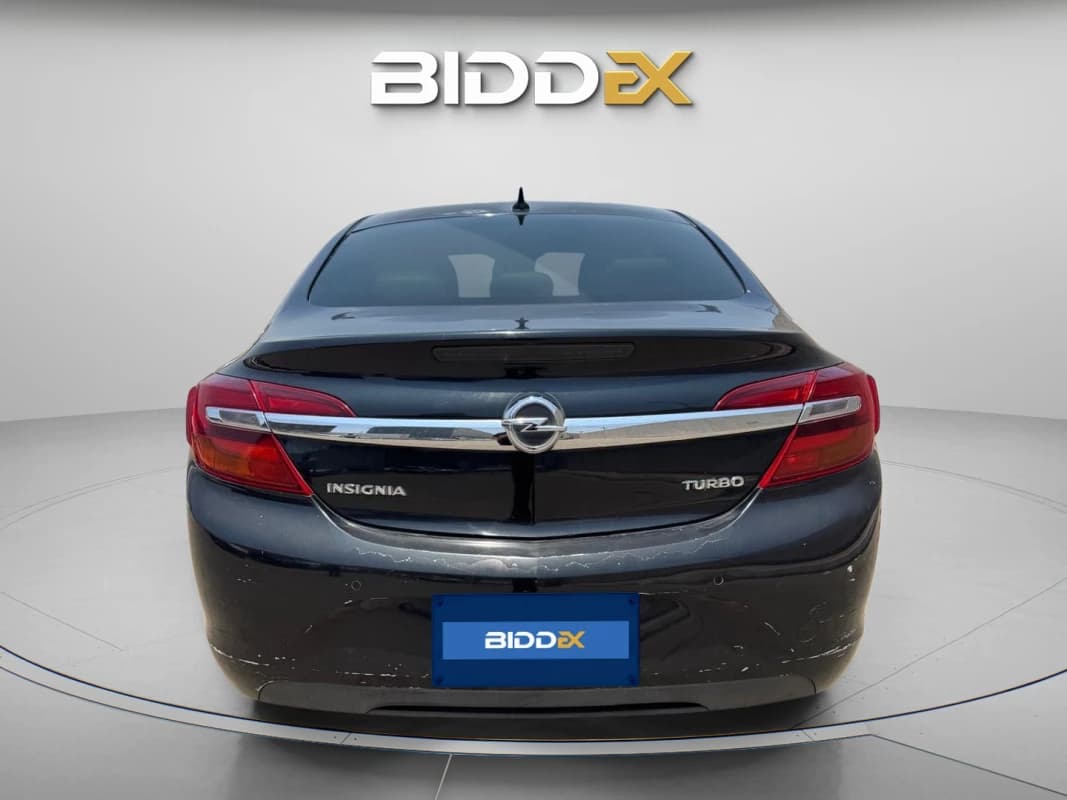 أوبل انسيجنيا 2015