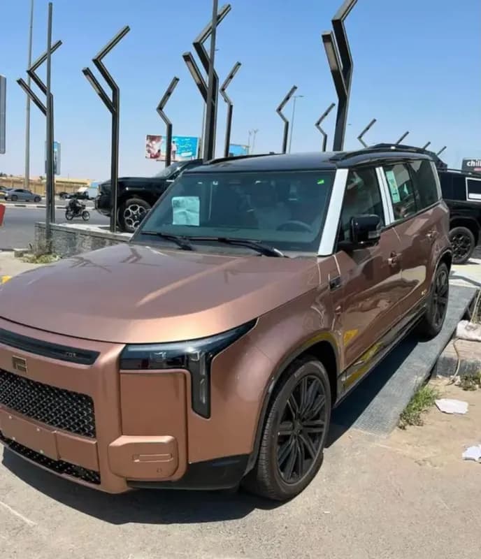 روكس أدماس 2027 لاكشري برونزي أوتوماتيك — جديدة