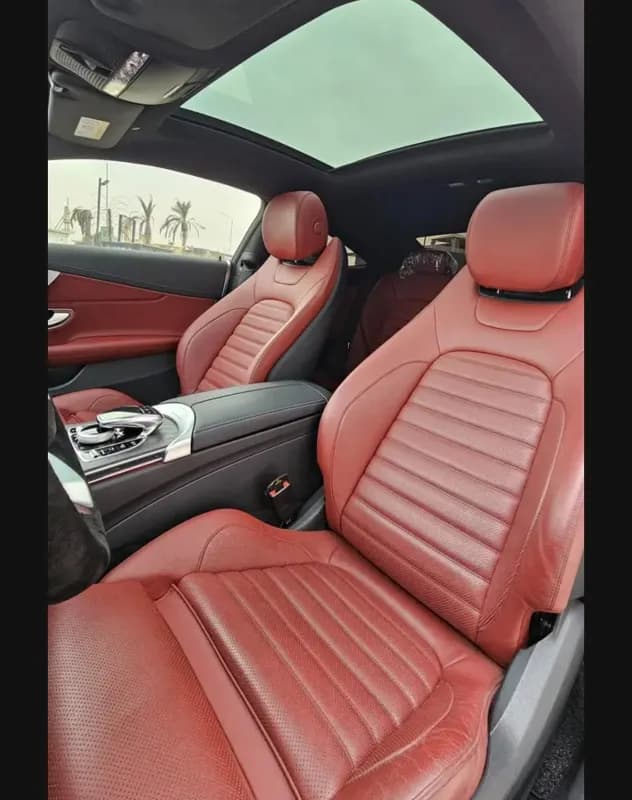 مرسيدس بنز C300 2020 اي ام جي أسود أوتوماتيك — مستعملة