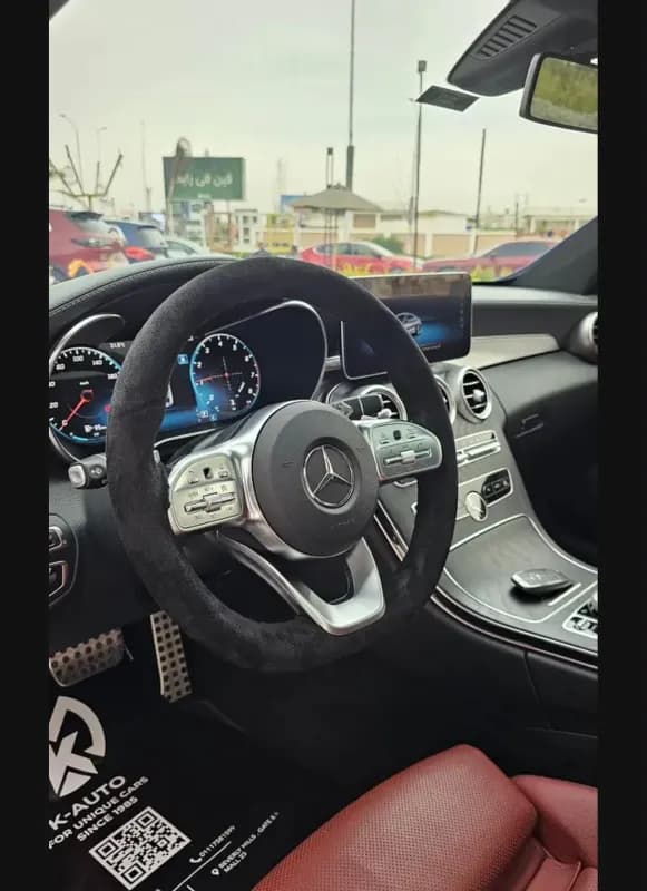 مرسيدس بنز C300 2020 اي ام جي أسود أوتوماتيك — مستعملة