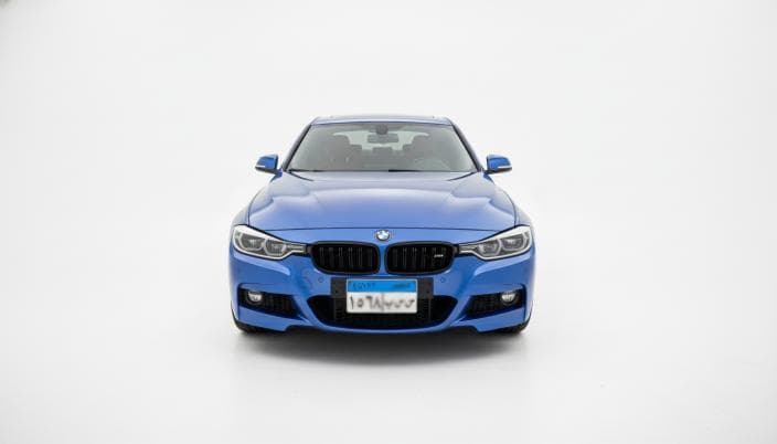 بي ام دبليو 320i 2019