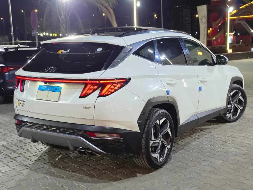 هيونداي توسان 2021 ريدلاين أبيض أوتوماتيك — مستعملة