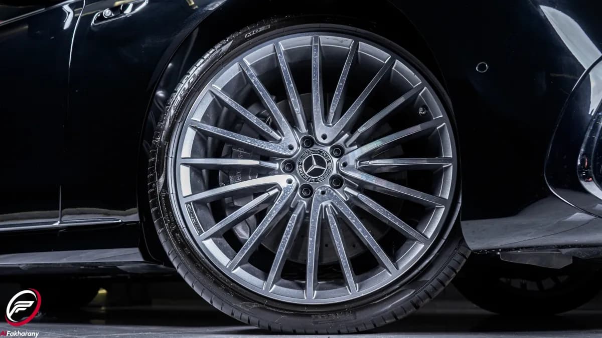 مرسيدس بنز S500 2027 اي ام جي أسود أوتوماتيك — جديدة