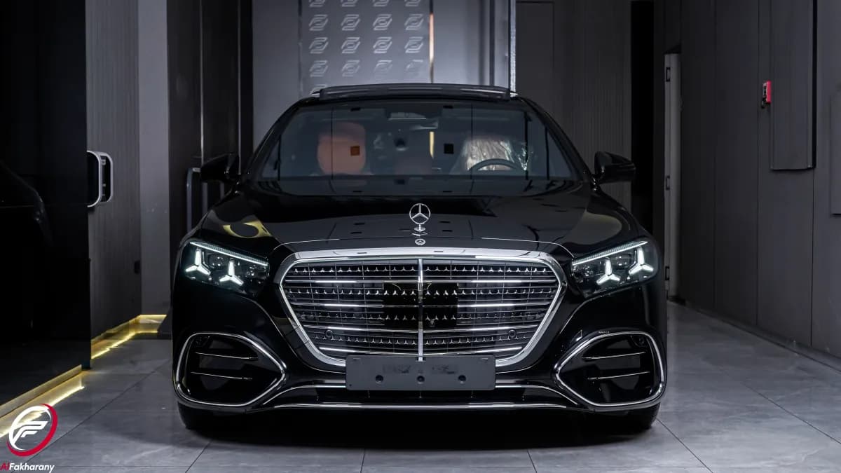 مرسيدس بنز S500 2027 اي ام جي أسود أوتوماتيك — جديدة