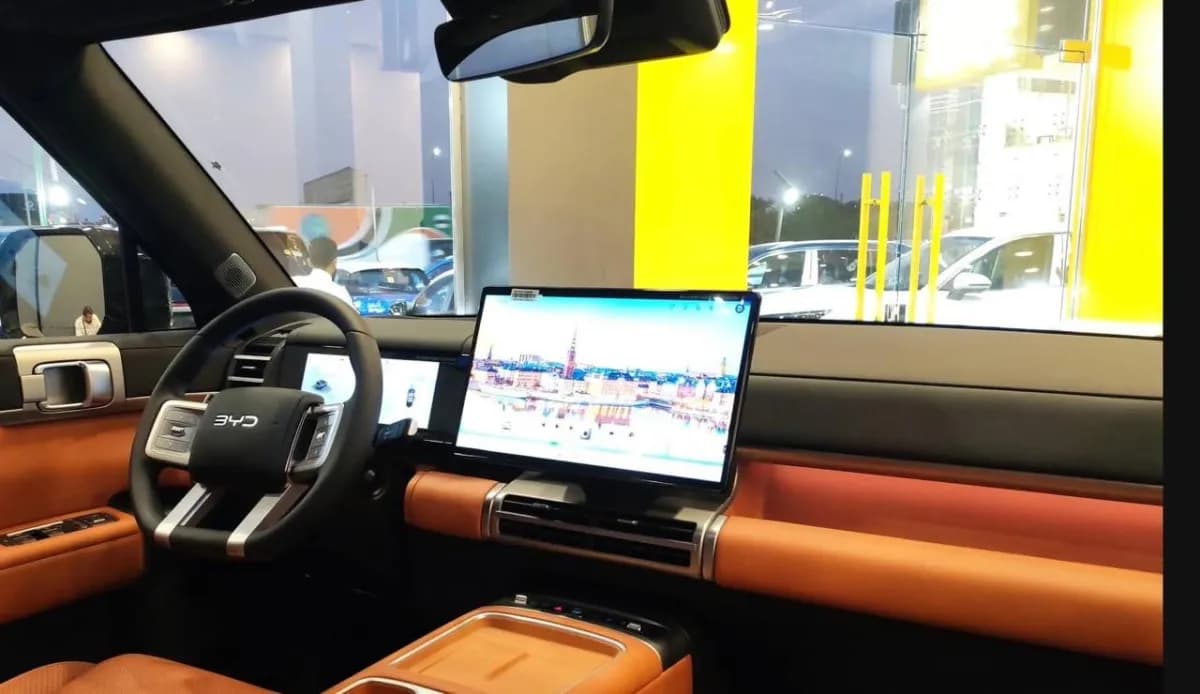بي واي دي تي اي 7 2027 الترا أسود أوتوماتيك — جديدة