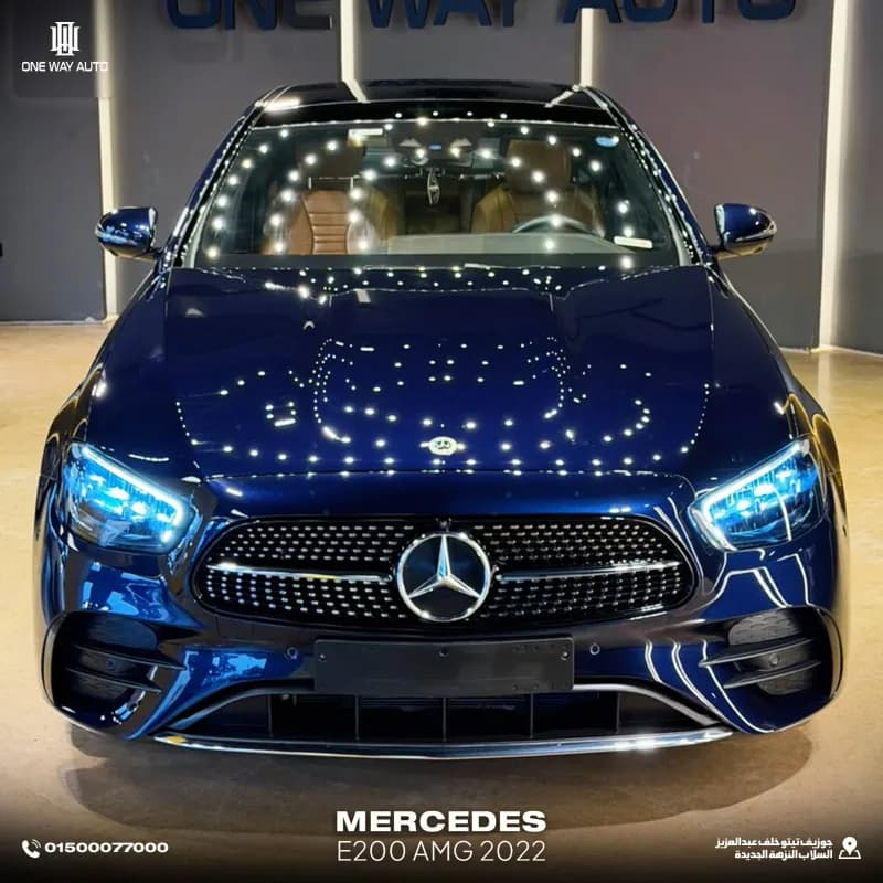 مرسيدس بنز E200 2022 ايه ام جي أزرق أوتوماتيك — مستعملة