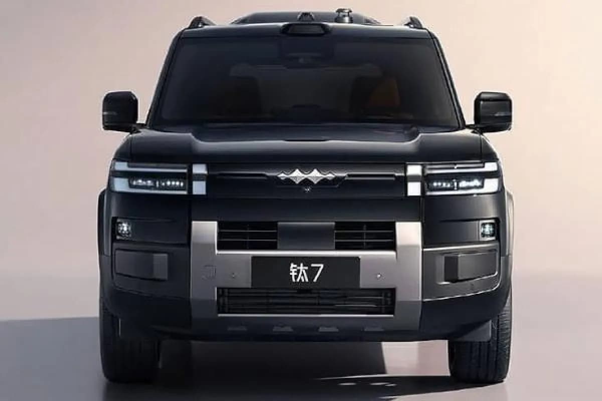 بي واي دي تي اي 7 2027 الترا أسود أوتوماتيك — جديدة