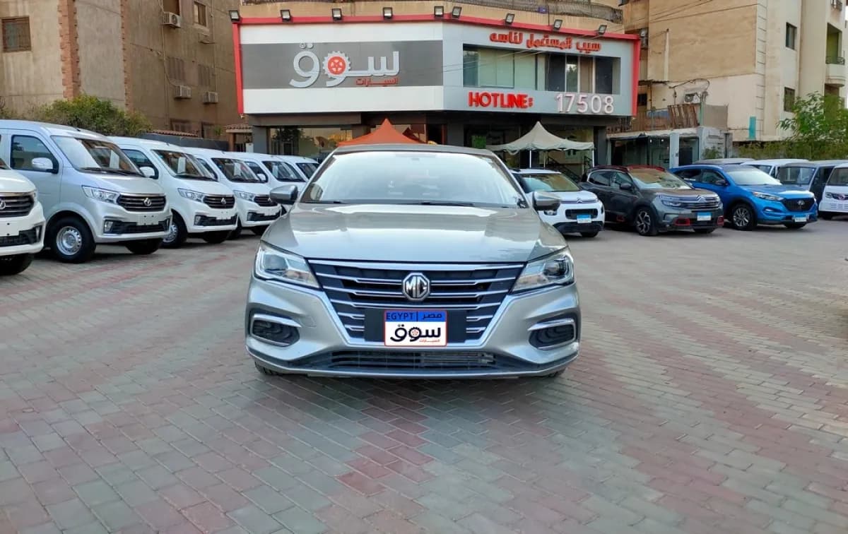 ام جي 5 2026 لاكشري فضي أوتوماتيك — مستعملة