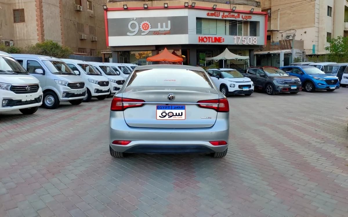 ام جي 5 2026 لاكشري فضي أوتوماتيك — مستعملة