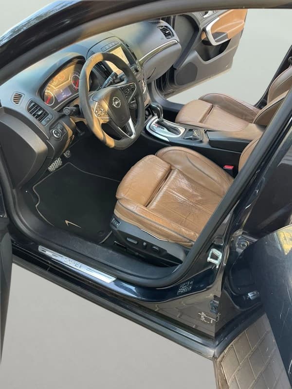 أوبل انسيجنيا 2015