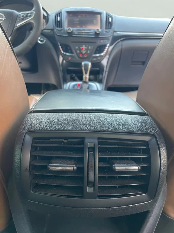 أوبل انسيجنيا 2015