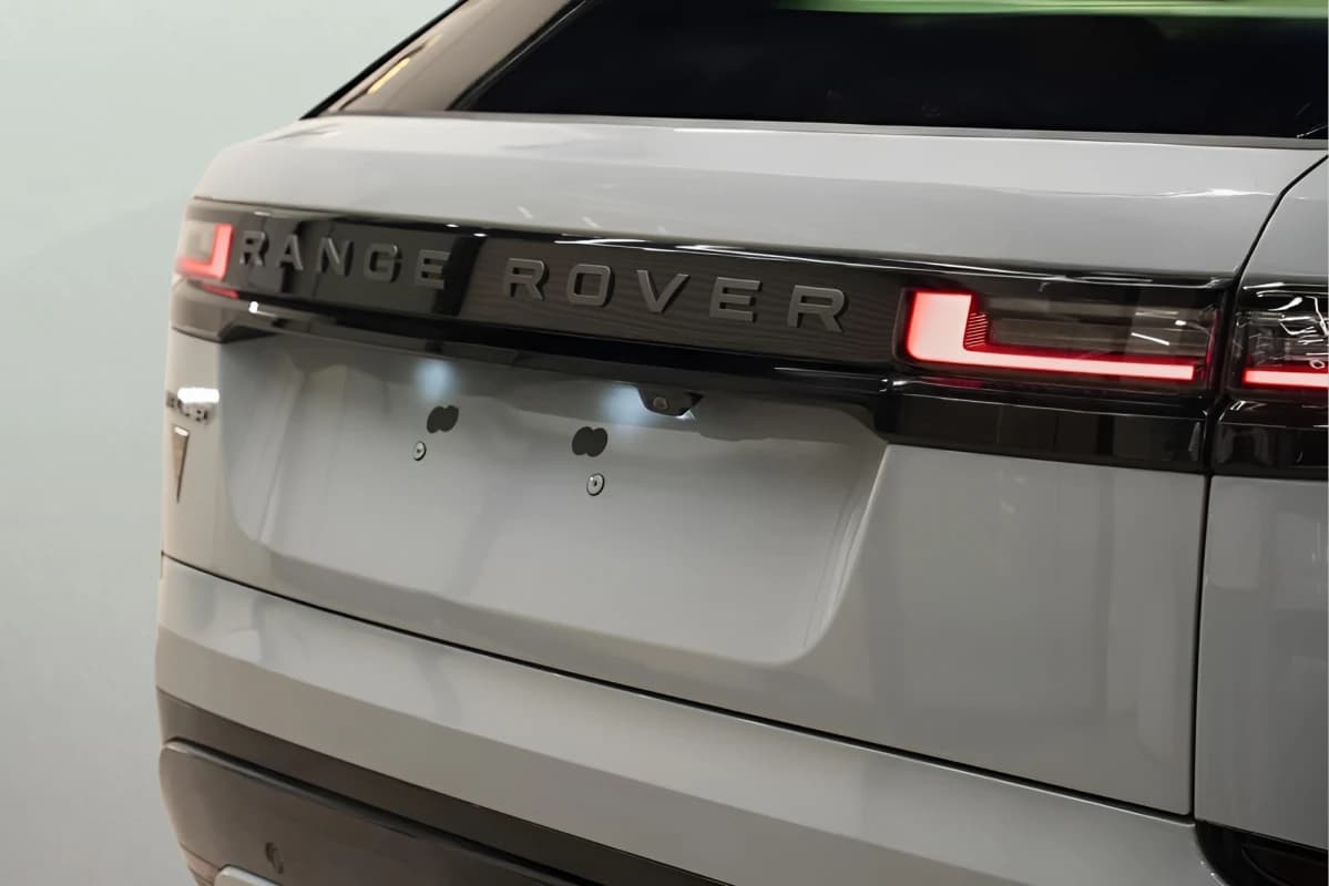 رينج روفر فيلار 2025