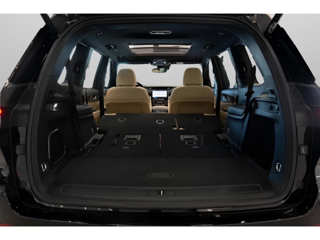 جيب جراند شيروكي 2024