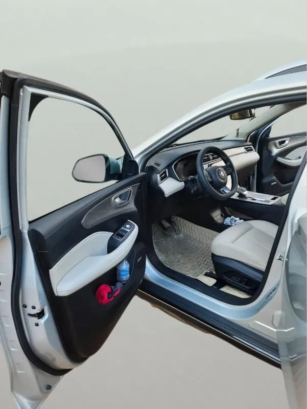 MG RX5 2023 Luxury Silver Automatic — Used