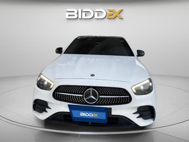 مرسيدس بنز E200 2021 اي ام جي فولي لوديد أبيض أوتوماتيك — مستعملة - 1