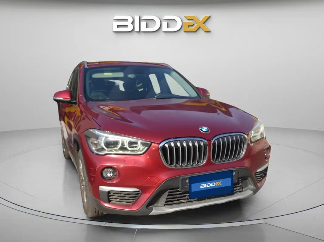 بي ام دبليو X1 2018 اكس لاين أحمر أوتوماتيك — مستعملة