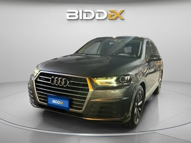 أودي Q7 2019 اس-لاين رمادي أوتوماتيك — مستعملة