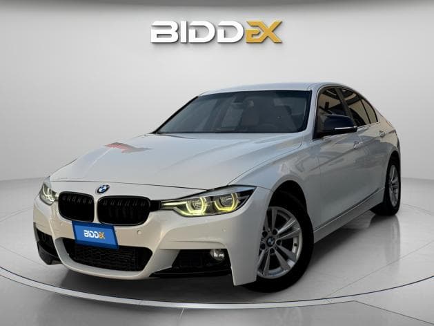 بي ام دبليو 318i 2018