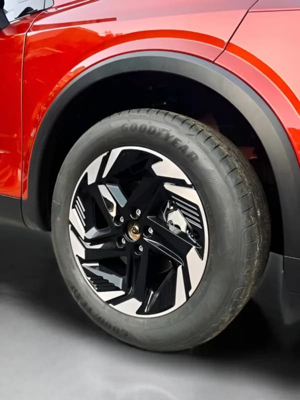 نيسان قاشقاي 2026