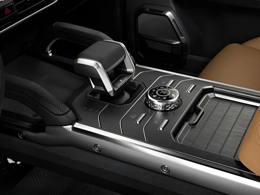 جيتور تي 2 2026 لاكشري رمادي إسمنتي أوتوماتيك — جديدة