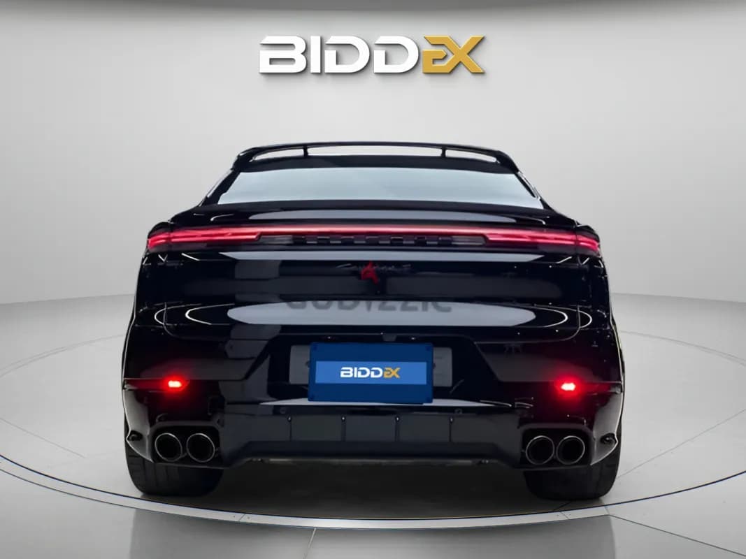 بورش كايان 2024 فولي لوديد أسود أوتوماتيك — مستعملة