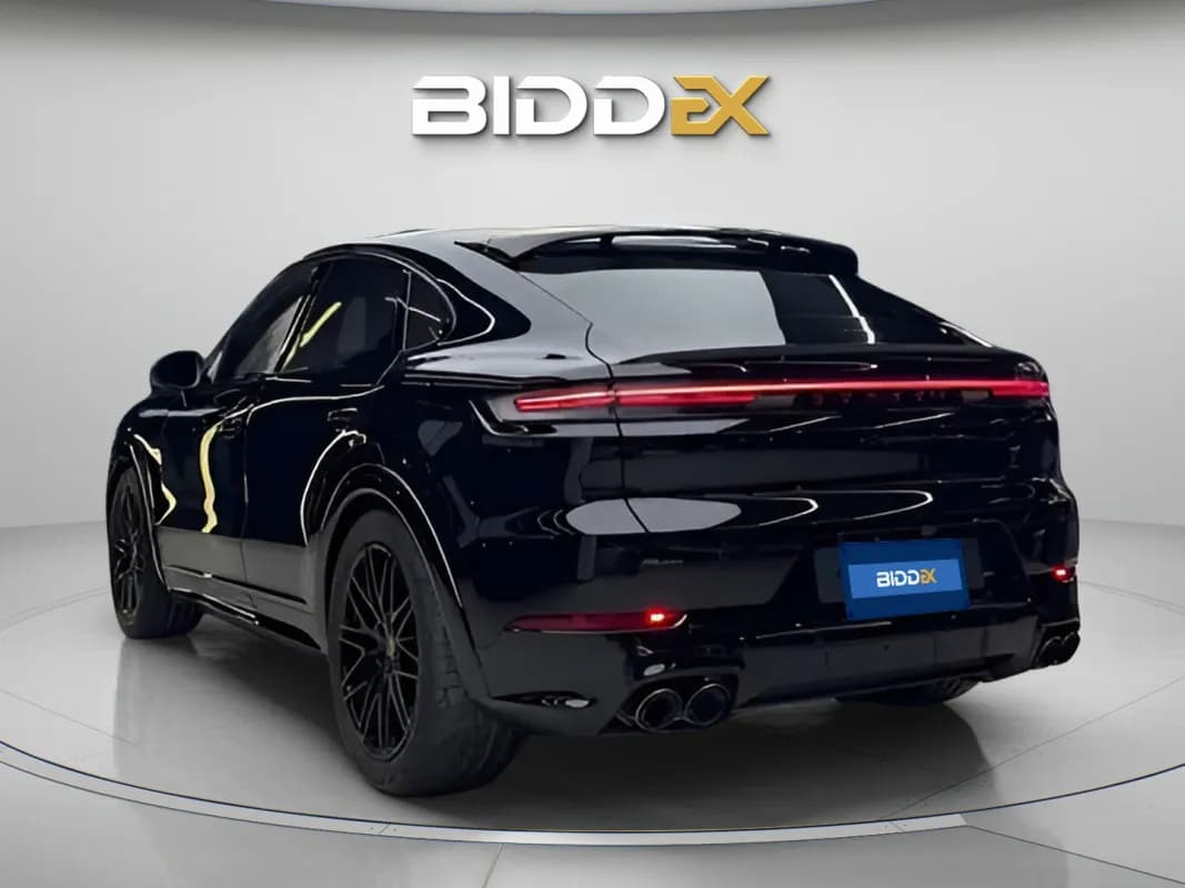 بورش كايان 2024 فولي لوديد أسود أوتوماتيك — مستعملة