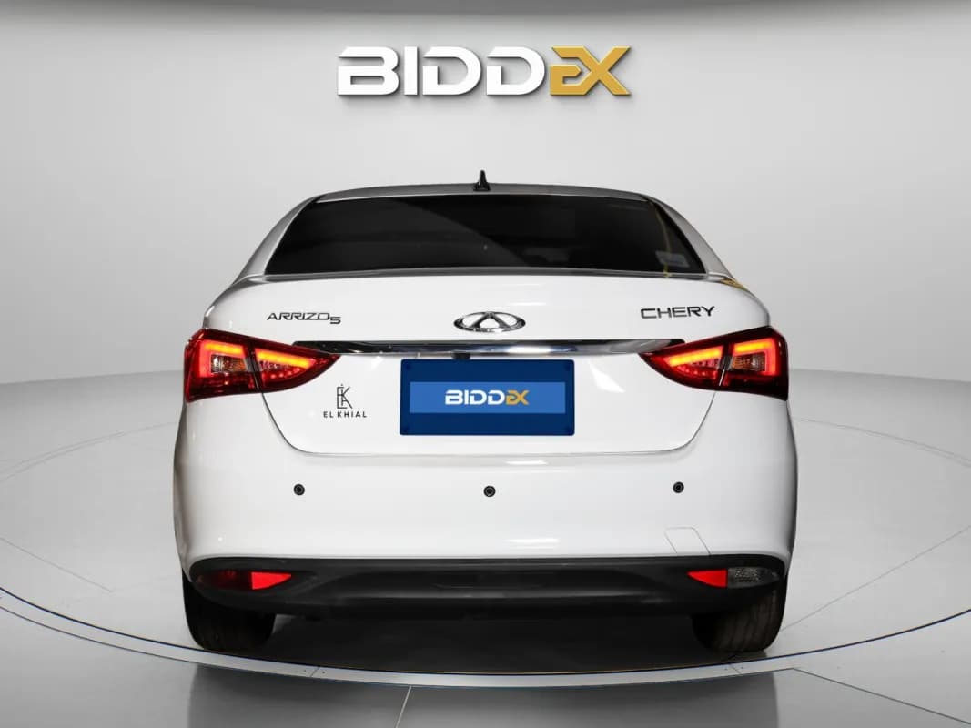 شيري اريزو 2026 بيز لاين أبيض أوتوماتيك — جديدة