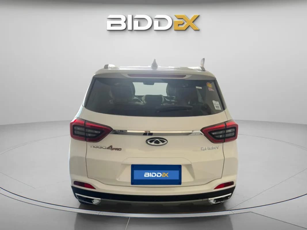 شيري تيجو 4 برو 2026 لاكشري أبيض أوتوماتيك — جديدة