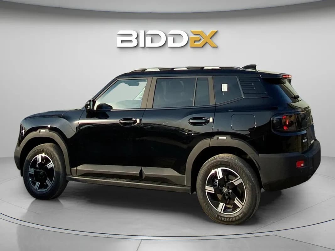 جيتور تي 1 2026 لاكشيري أسود أوتوماتيك — جديدة